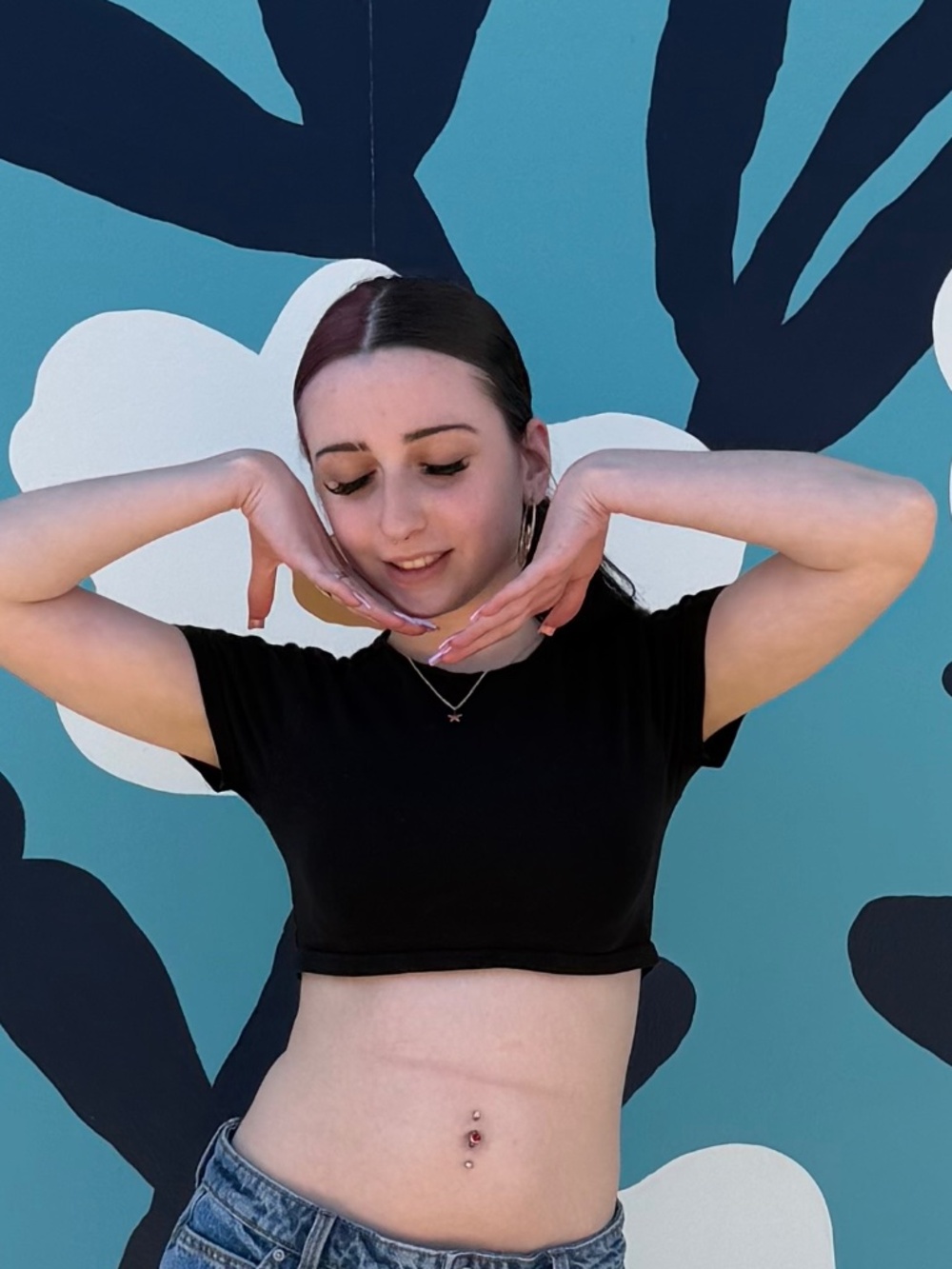 Black cropped shirt